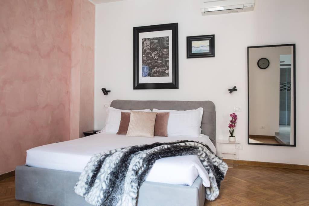 Pink Intimate Jacuzzi Suite Trastevere - Top Collection Roma Exterior foto